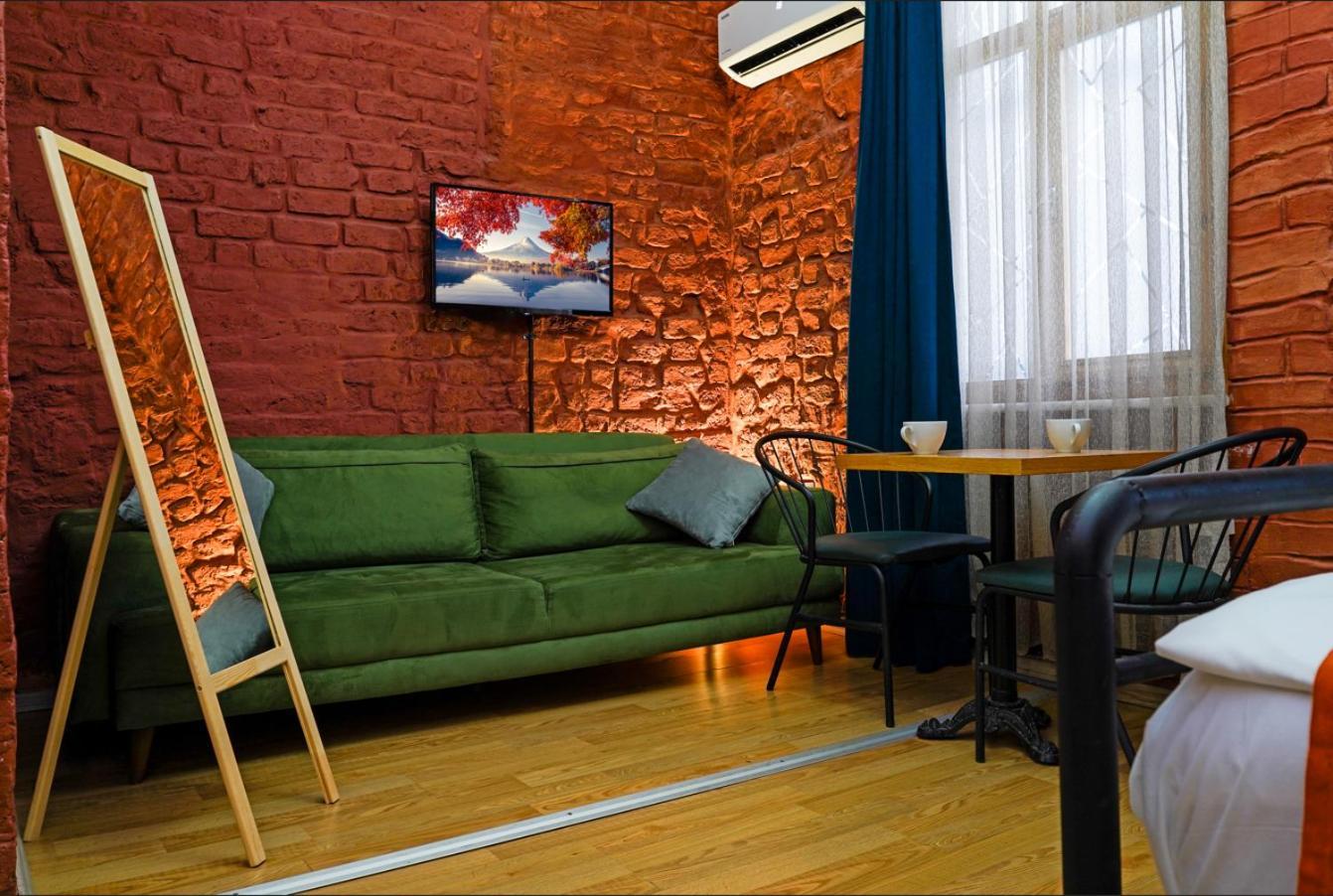 White Bolshoi Rooms — Fotoğraflar 1